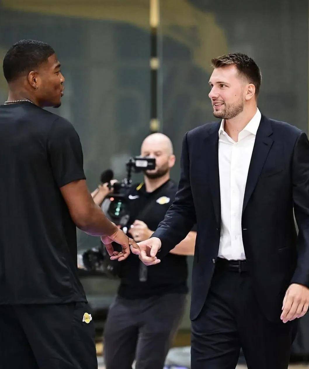 开云官方网站-今晨突围战来临，拉齐奥围绕NBA季后赛复出首秀，信心回归，更衣室氛围转暖的简单介绍