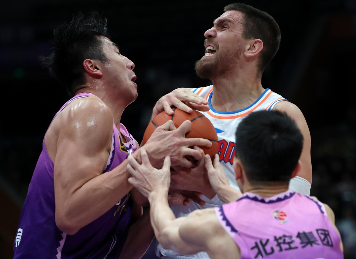 开云中国官网登录入口-多伦多猛龙交易