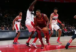 瓜迪奥拉现在执教哪支球队