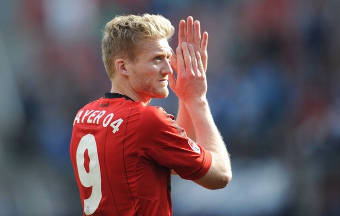 勒沃库森发布备战花絮；转会期篮板制胜；中超任务艰巨；身体对抗强度拉满(勒沃库森队歌)