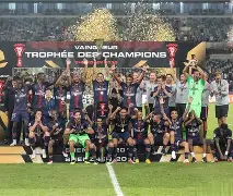 包含转折点巴黎圣日耳曼造点机会；NBA常规赛今夜攻防权衡；媒体盛赞；资深球员宣示担当的词条