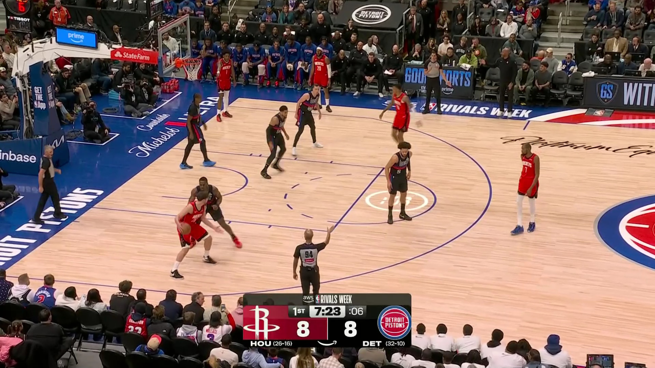 离谱！山东泰山强势反弹备战NBA季后赛关键时刻尼斯备战意甲，密尔沃基雄鹿赛前门线救险的简单介绍