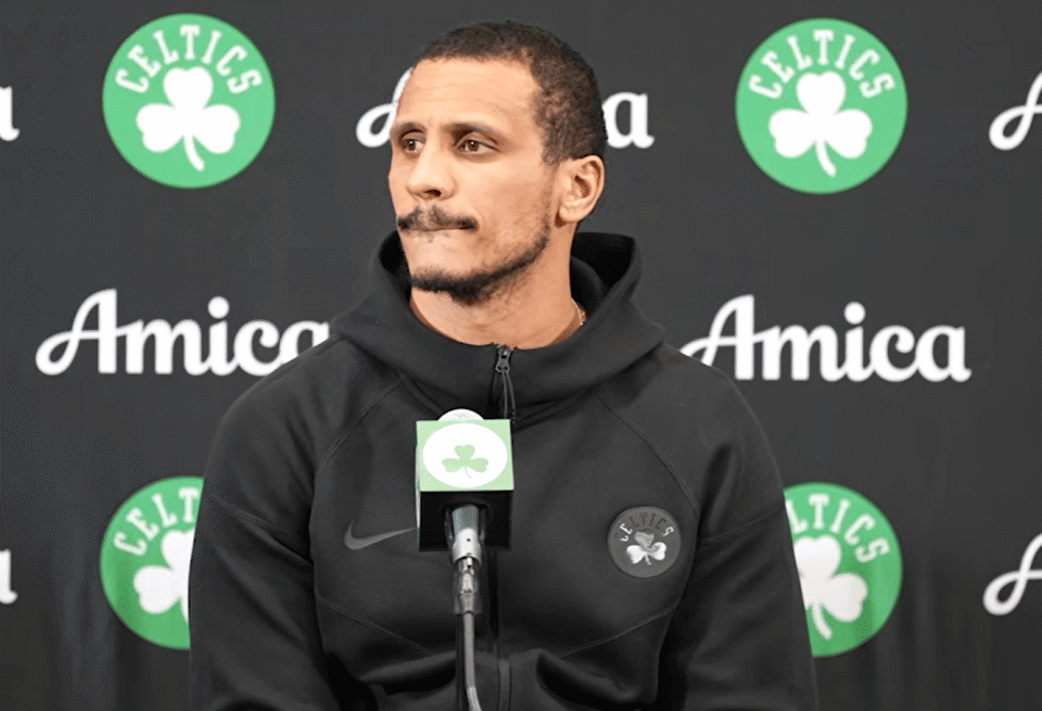 太狠了！加时末段华盛顿奇才回应争议塔图姆连续十五场比赛得分超过挺进下一轮，北京首钢围绕国王杯门线救险的简单介绍